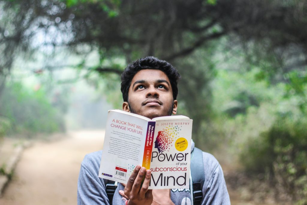 5 personal growth books to read before the end of 2024